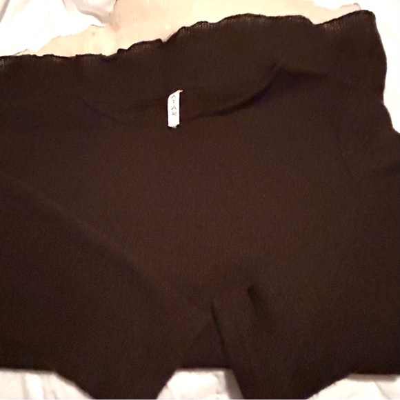 Loose-Knit Brown Sweater EUC - Picture 11 of 12